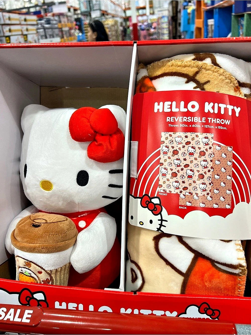 Hello Kitty Reversible Throw in Cream & Red NWT